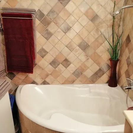 édes Otthon Apartman *