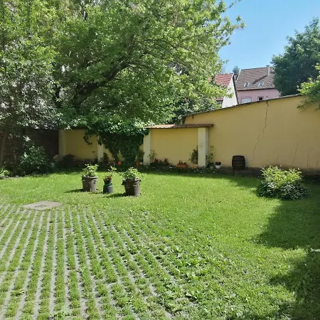 édes Otthon Apartman